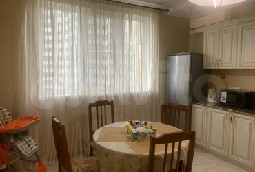 2-к. квартира, 80,5 м², 11/24 эт.