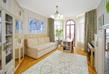 Просторная 4 квартира с дизайнерским ремонтом